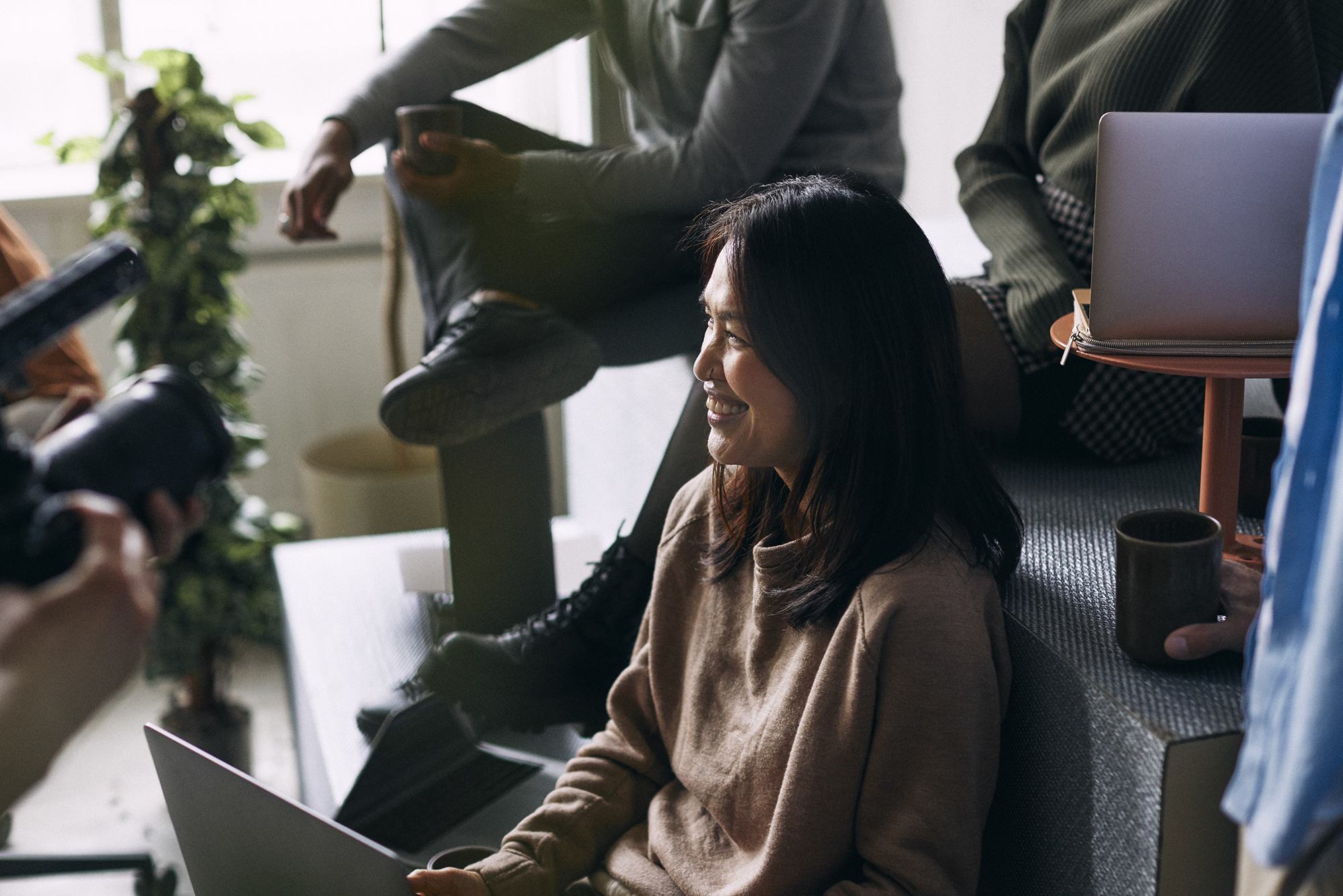 New research: Women use AI less often at work and get less credit